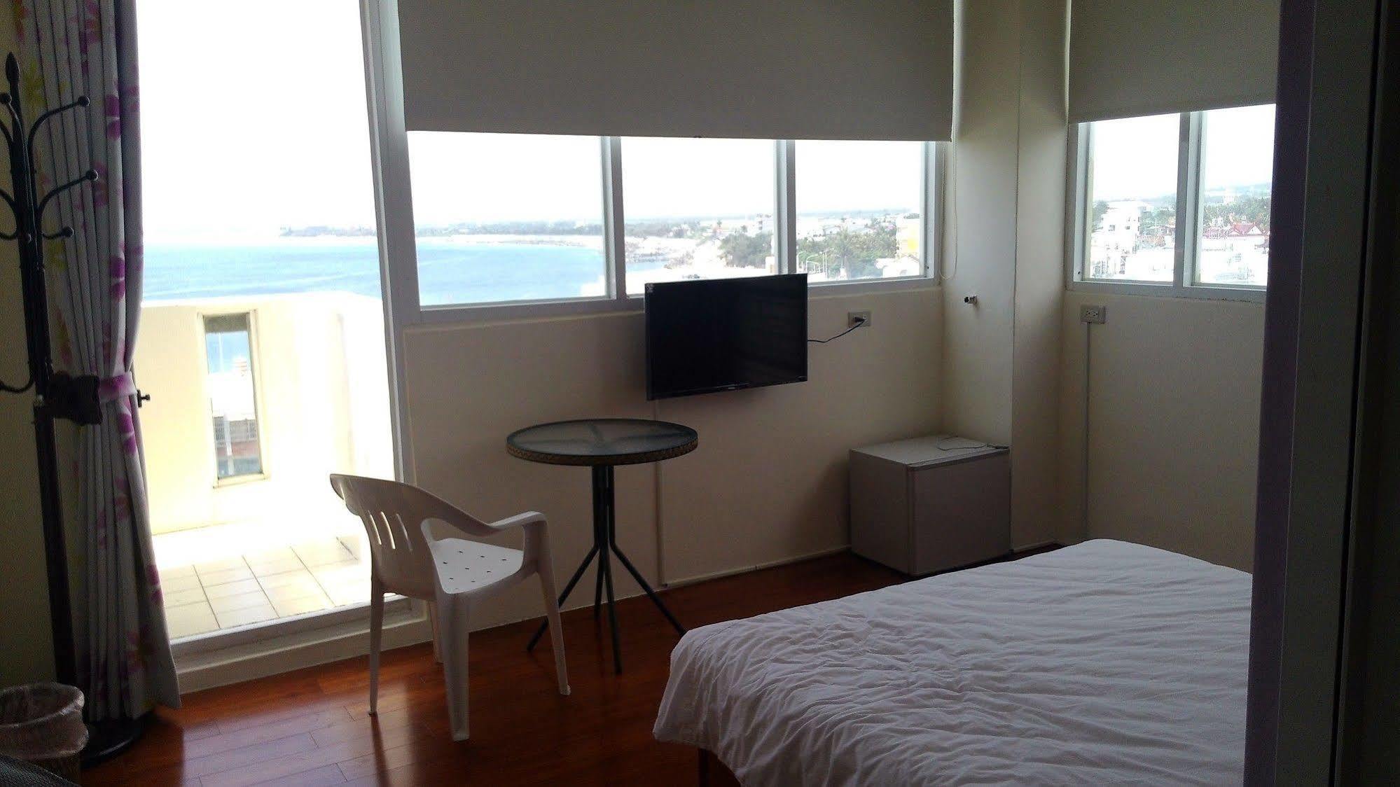 Caitlyn B&B Taitung Luaran gambar